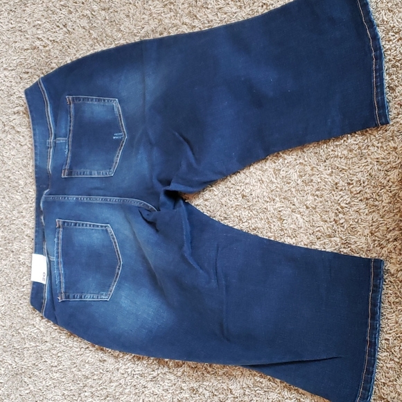 Lane Bryant High Rise Jegging Crop - Picture 10 of 11